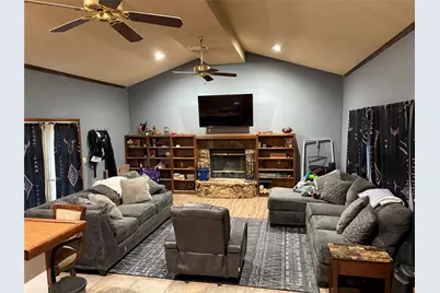 345 Salisbury Street, Jacksboro, TX 76458 - Photo 23