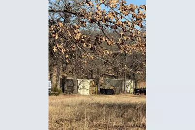 1072 Three Skillet Road, Springtown, TX 76082 - Photo 9