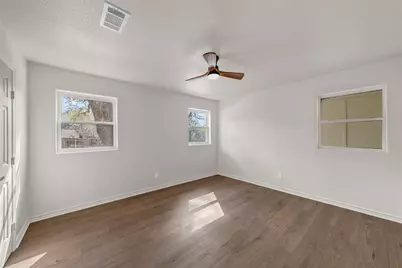 14014 Harbor Drive, Woodway, TX 76712 - Photo 11