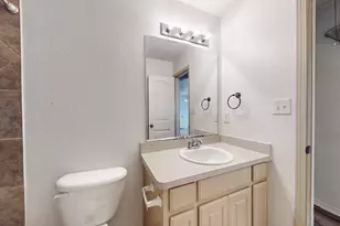 1118 Mulkey Ln, Denton, TX 76209 - Photo 17