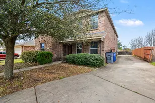 655 Lentisco Dr, Lancaster, TX 75146 - Photo 7