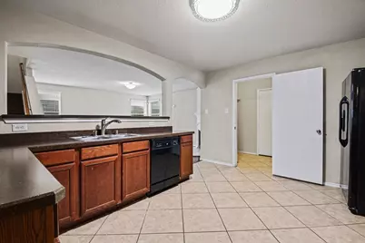 655 Lentisco Drive, Lancaster, TX 75146 - Photo 9