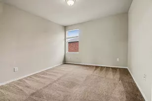 655 Lentisco Dr, Lancaster, TX 75146 - Photo 19