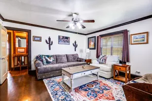 412 N 10th St, Sanger, TX 76266 - Photo 5