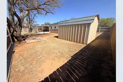 411 N River Street, Seymour, TX 76380 - Photo 17