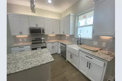 309 N Mill Street, Lewisville, TX 75057 - Photo 9