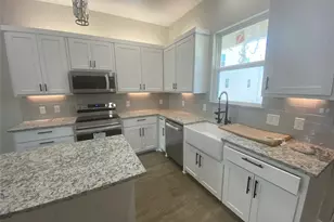 309 N Mill St, Lewisville, TX 75057 - Photo 9