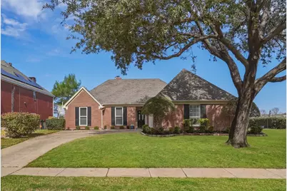 3105 Westwood Drive, Arlington, TX 76012 - Photo 1