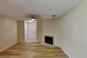 4513 Ebbtide Ct, Fort Worth, TX 76135 - Photo 3