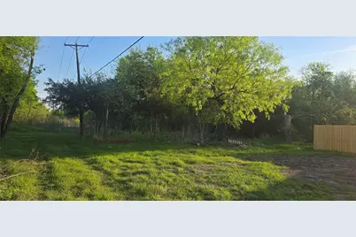 617 4th Street, Grand Prairie, TX 75051 - Photo 1