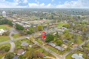 1920 E Tudor St, Paris, TX 75460 - Photo 29