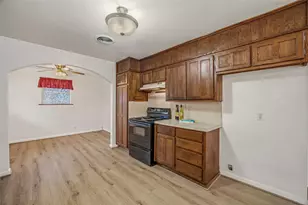 1206 Usher St, Benbrook, TX 76126 - Photo 9