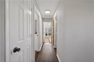 420 Robert Dr, Springtown, TX 76082 - Photo 17