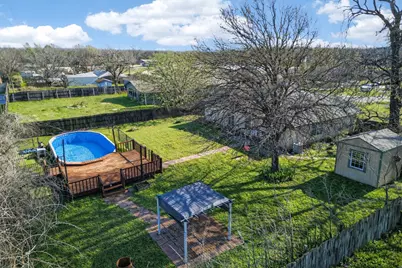 420 Robert Drive, Springtown, TX 76082 - Photo 31