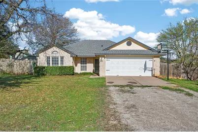 420 Robert Drive, Springtown, TX 76082 - Photo 35