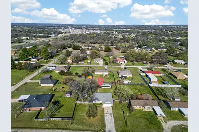 420 Robert Drive, Springtown, TX 76082 - Photo 3
