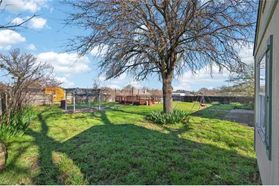 420 Robert Drive, Springtown, TX 76082 - Photo 29