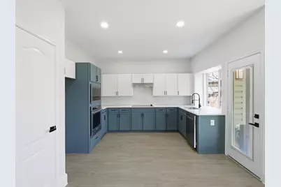 1414 Indian Lake Trail, Carrollton, TX 75007 - Photo 5