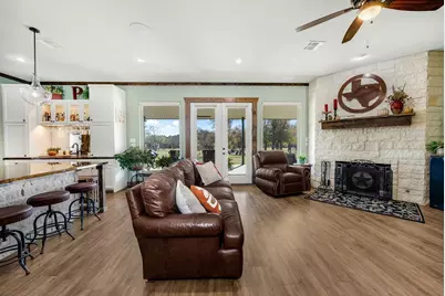 650 Scoggins Road, Tioga, TX 76271 - Photo 17