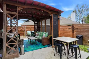 1812 Haley Cir, Carrollton, TX 75006 - Photo 13