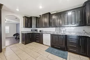 379 Private Road, Boyd, TX 76023 - Photo 7