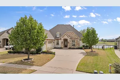 1213 Prestwick Court, Granbury, TX 76048 - Photo 3