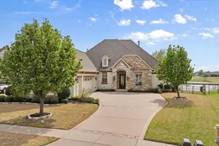 1213 Prestwick Ct, Granbury, TX 76048 - Photo 3