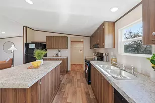 2504 Willow Oak Ln, Burleson, TX 76028 - Photo 9