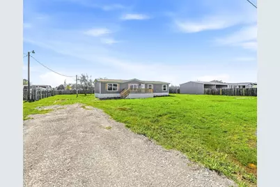 2504 Willow Oak Lane, Burleson, TX 76028 - Photo 5