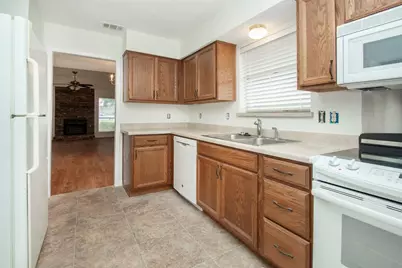 3703 Jewel Street, Sachse, TX 75048 - Photo 9