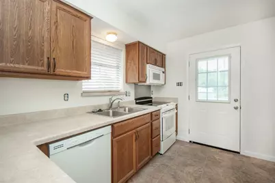 3703 Jewel Street, Sachse, TX 75048 - Photo 7