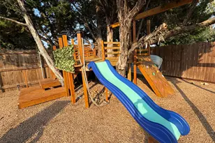 2813 Catfish Ct, Granbury, TX 76048 - Photo 5