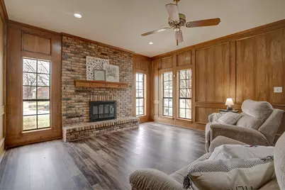 1413 Wagonwheel Court, Irving, TX 75061 - Photo 5