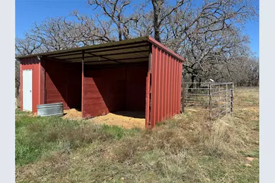 986 County Road 1785, Sunset, TX 76270 - Photo 19