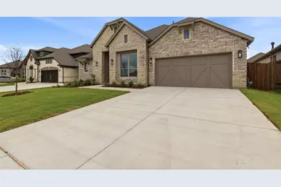 352 Alina Drive, Burleson, TX 76028 - Photo 5