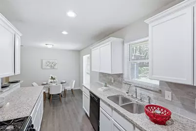 2429 Avis Street, Mesquite, TX 75149 - Photo 13