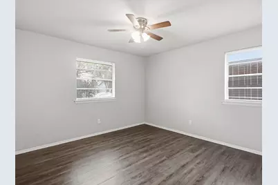 2429 Avis Street, Mesquite, TX 75149 - Photo 27