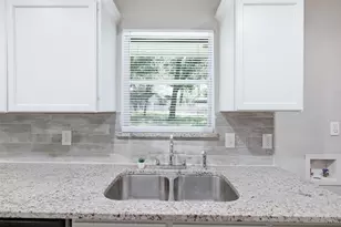 2429 Avis St, Mesquite, TX 75149 - Photo 9
