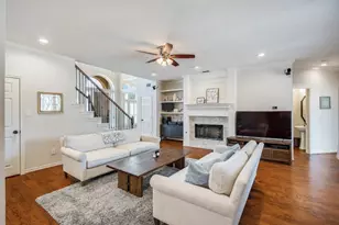 323 Gifford Dr, Coppell, TX 75019 - Photo 7