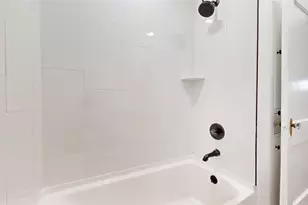 1425 W Walnut St, Garland, TX 75042 - Photo 27