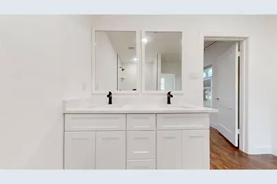 1425 W Walnut Street, Garland, TX 75042 - Photo 17