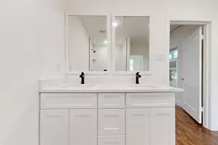 1425 W Walnut St, Garland, TX 75042 - Photo 17