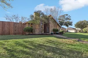 2612 Harbinger Ln, Dallas, TX 75287 - Photo 33