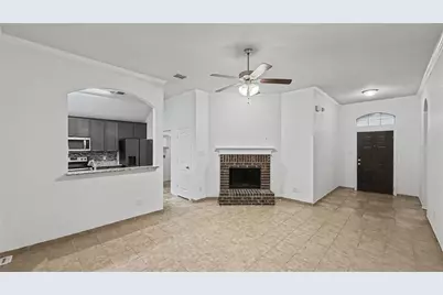 314 Rolling Meadow Drive, Wilmer, TX 75172 - Photo 3