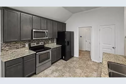 314 Rolling Meadow Drive, Wilmer, TX 75172 - Photo 7