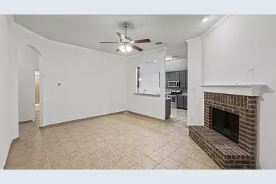 314 Rolling Meadow Drive, Wilmer, TX 75172 - Photo 5