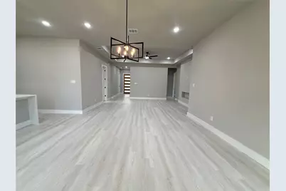 3322 Springview Avenue, Dallas, TX 75216 - Photo 3