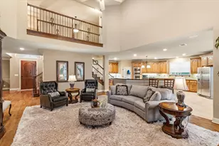 2200 Roadrunner Dr, Flower Mound, TX 75022 - Photo 9