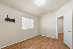 113 Creekview Dr, Anna, TX 75409 - Photo 13