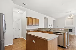 113 Creekview Dr, Anna, TX 75409 - Photo 5